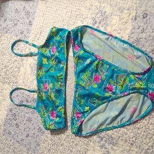 Islander Bikini